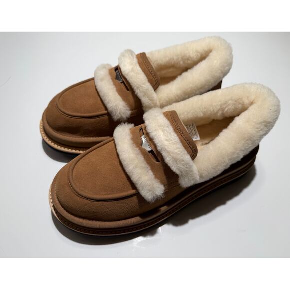 UGG x sacai Shearling Loafer suede Chestnut main image 7